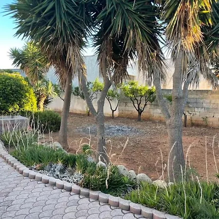 Lina Дом отдыха